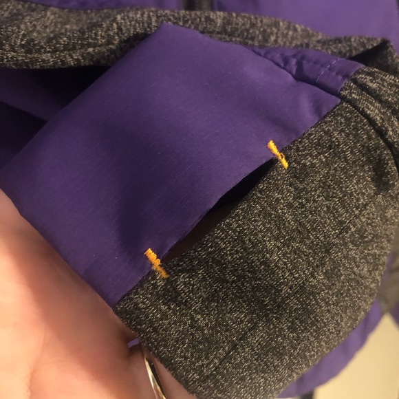 Colosseum Windbreaker LSU logo purple gray side Medium. Long arm & thumb hole - Picture 5 of 12